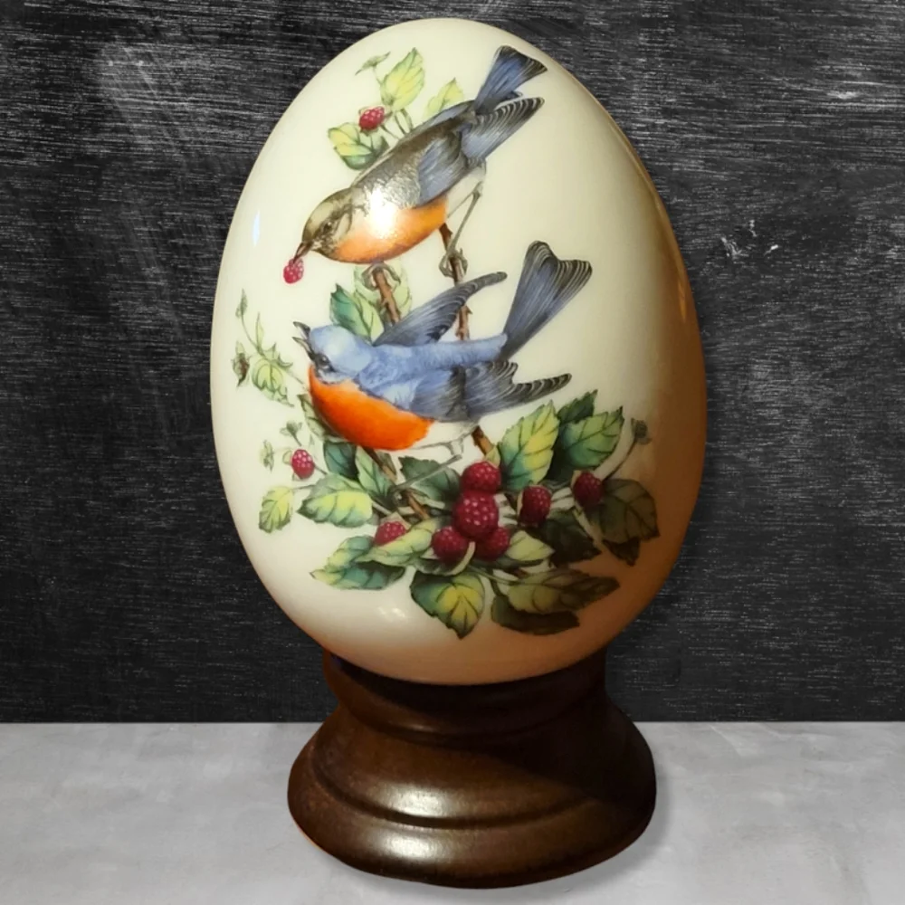 Vtg Avon Egg W/Wooden Stand Robin Bird Raspberry Bushes